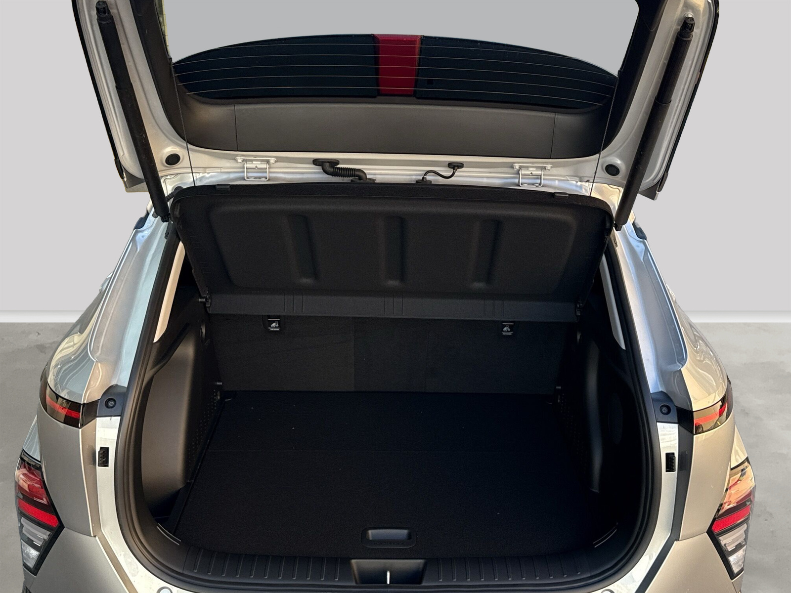 HYUNDAI Kona EV 65.4 kWh Vertex-image-14