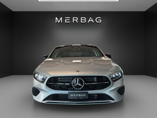 MERCEDES-BENZ A 220 d 8G-DCT-image-1