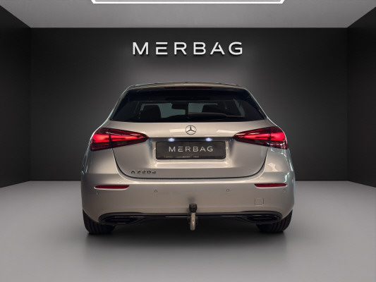 MERCEDES-BENZ A 220 d 8G-DCT-image-4