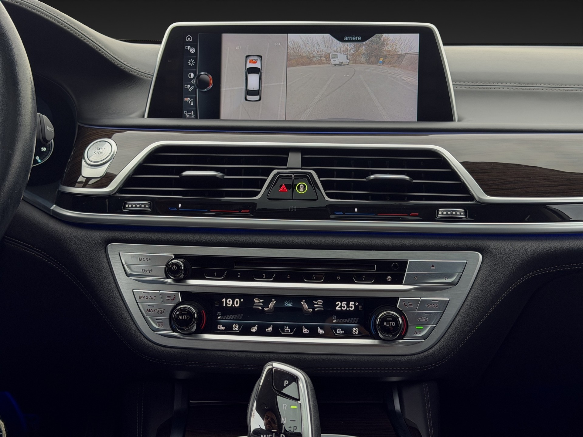 BMW 740Le xDrive iPerformance Steptronic-image-8