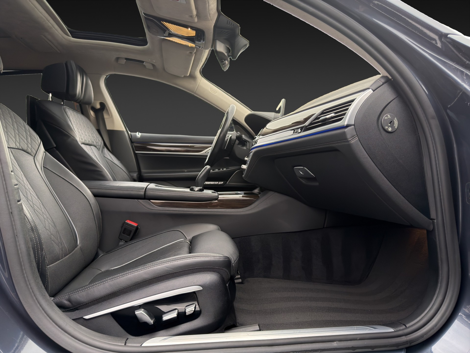 BMW 740Le xDrive iPerformance Steptronic-image-10