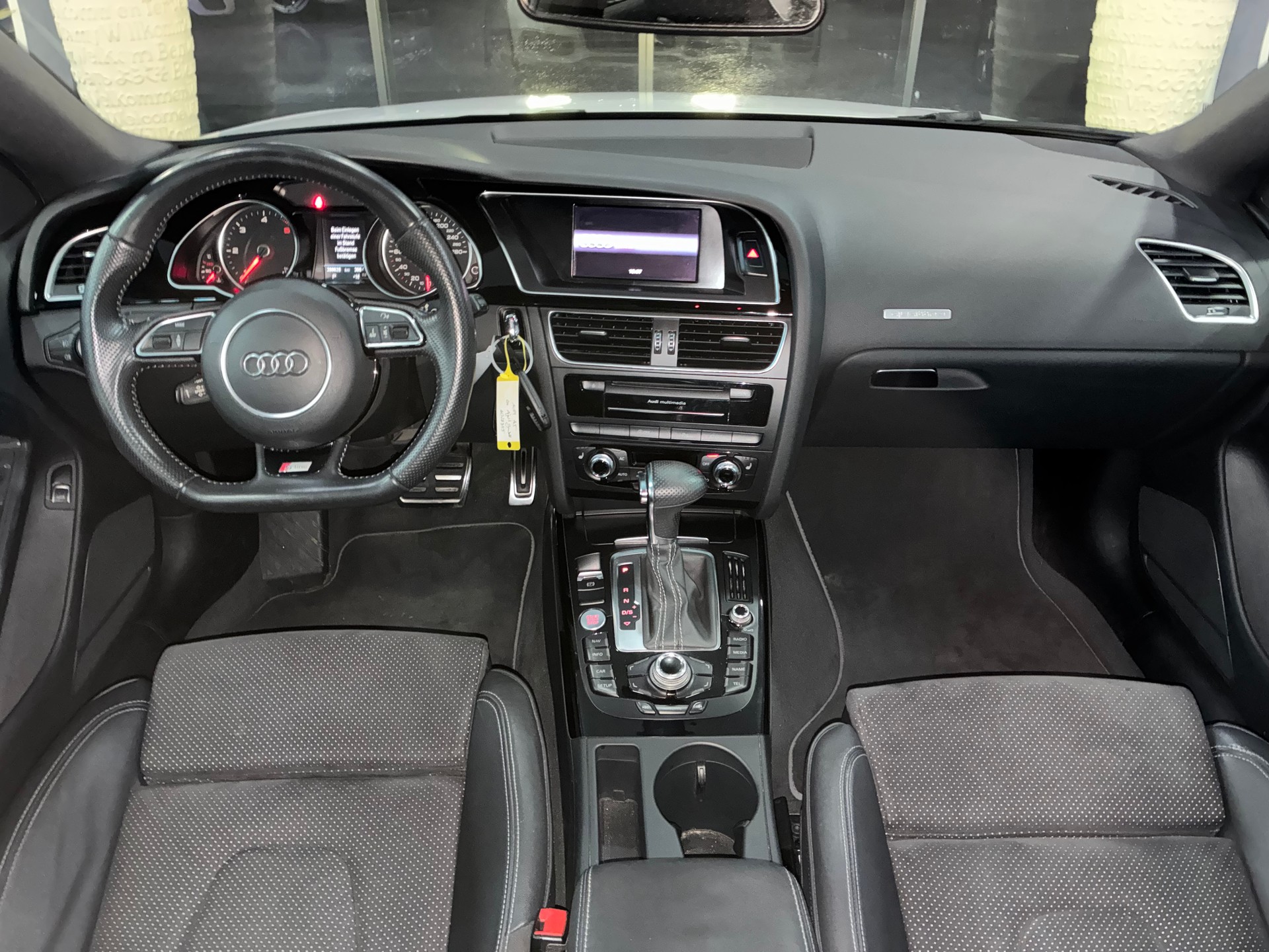 AUDI A5 Coupé 2.0 TDI quattro S-tronic-image-9
