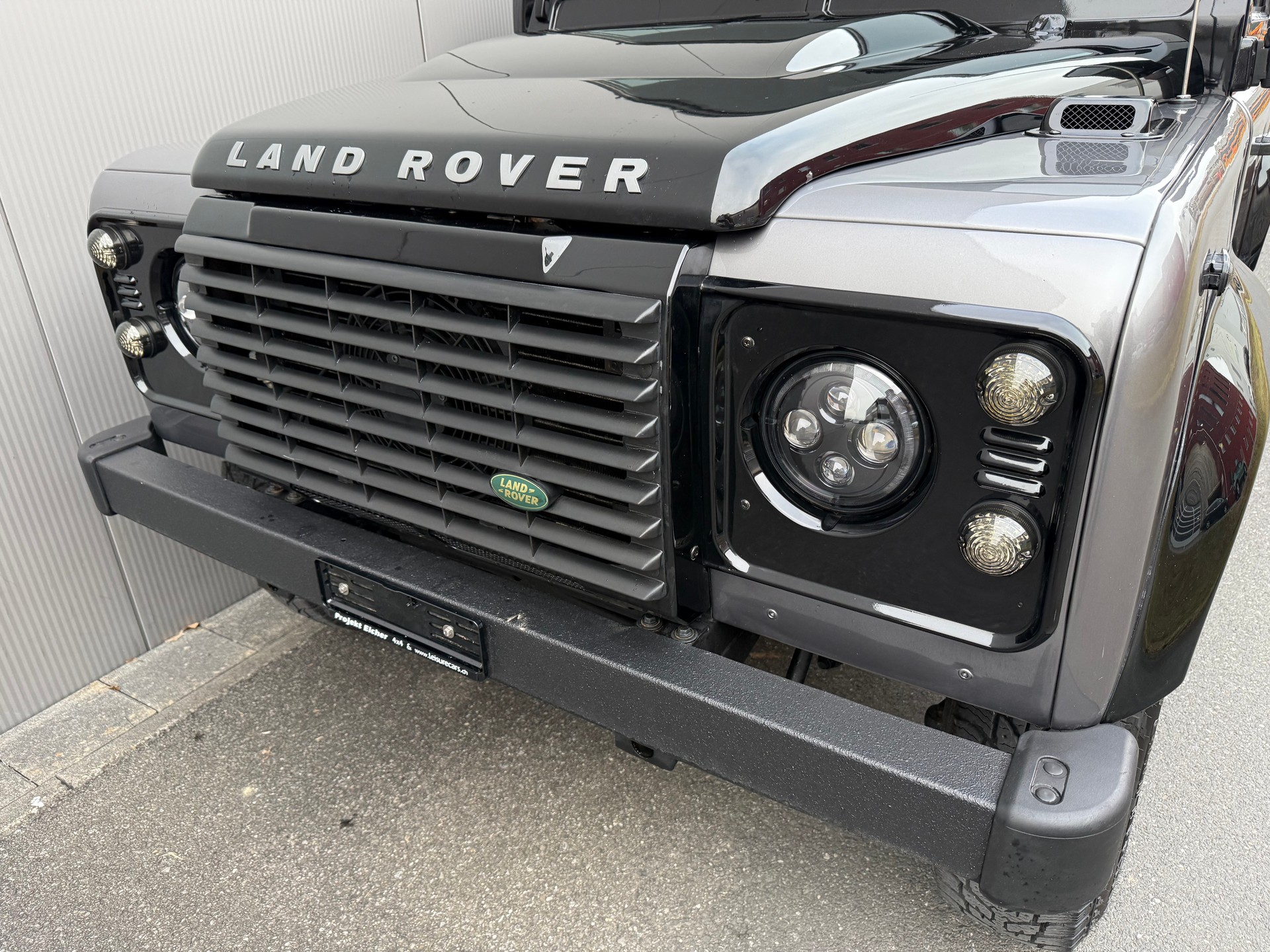 LAND ROVER Defender 90 TD4-image-16
