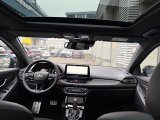 HYUNDAI i30 1.5 T-GDi N-Line LUX Pack-image-8