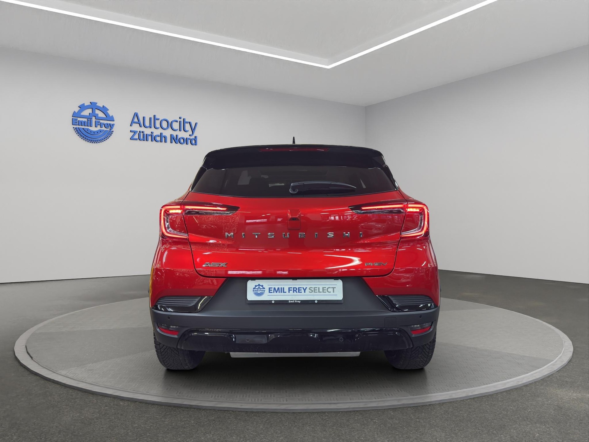 MITSUBISHI ASX 1.6 PHEV Instyle-image-3