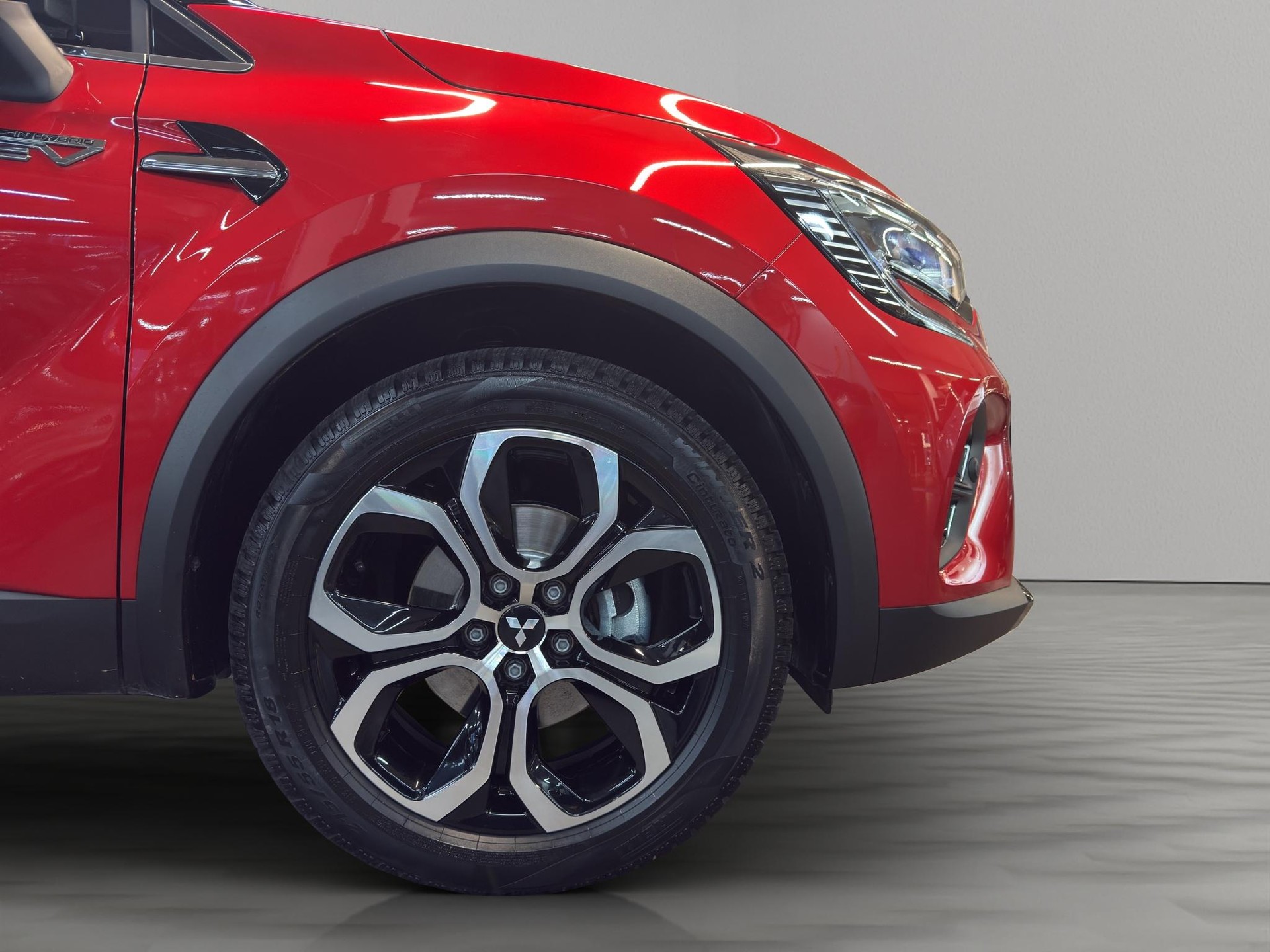 MITSUBISHI ASX 1.6 PHEV Instyle-image-6