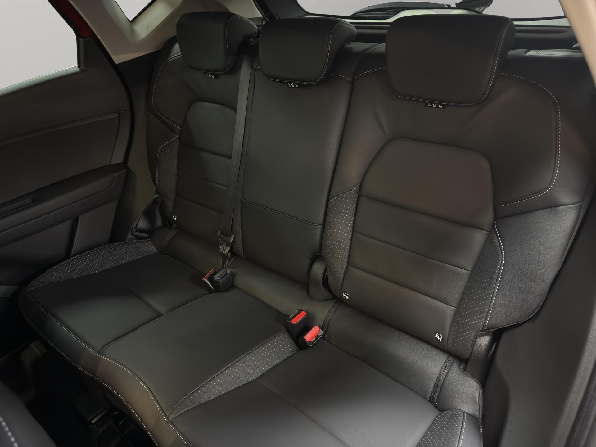 MITSUBISHI ASX 1.6 PHEV Instyle-image-10
