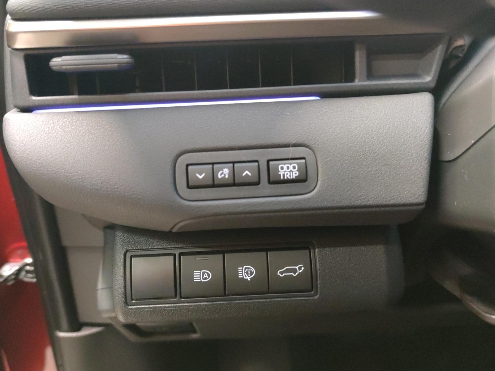TOYOTA bZ4X Premium AWD-image-16