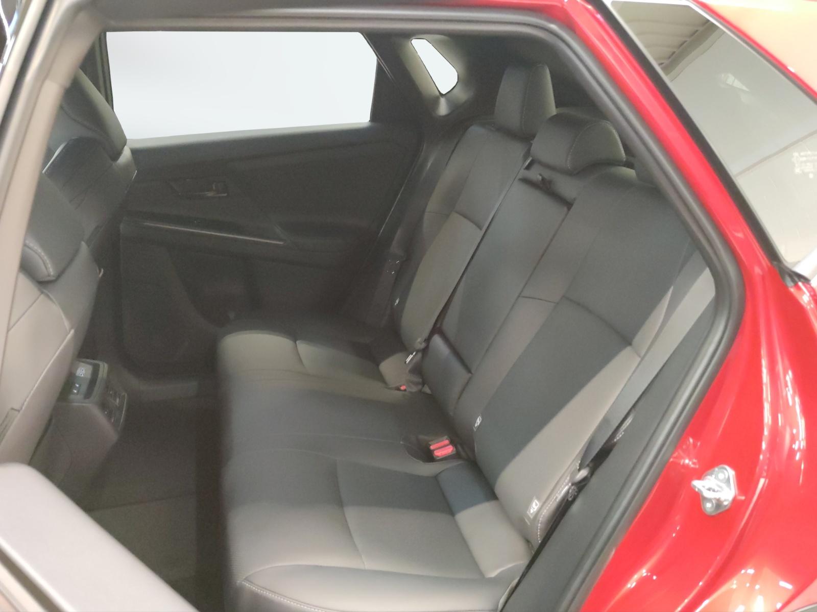 TOYOTA bZ4X Premium AWD-image-14