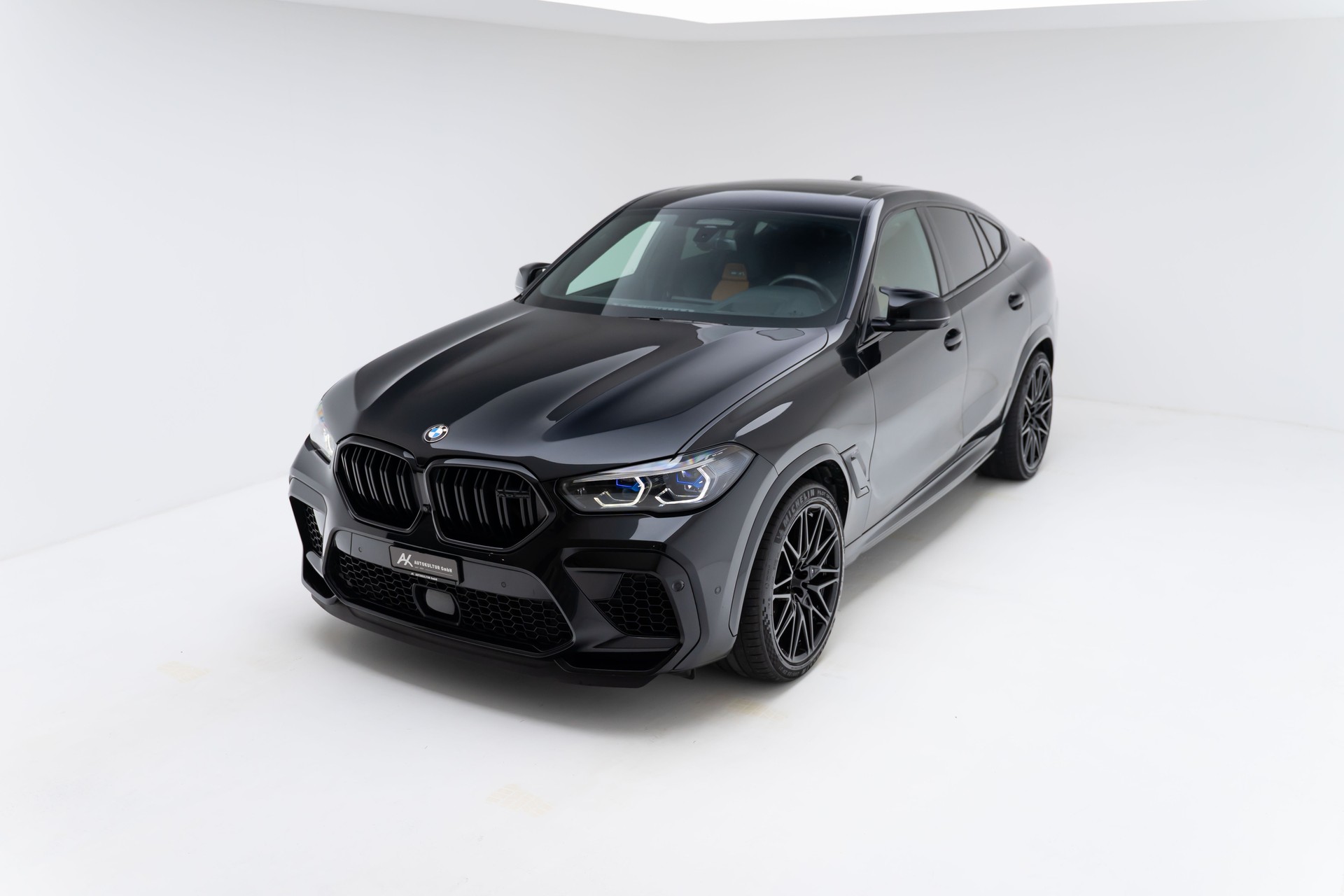 BMW X6M Steptronic M Competition-image-5