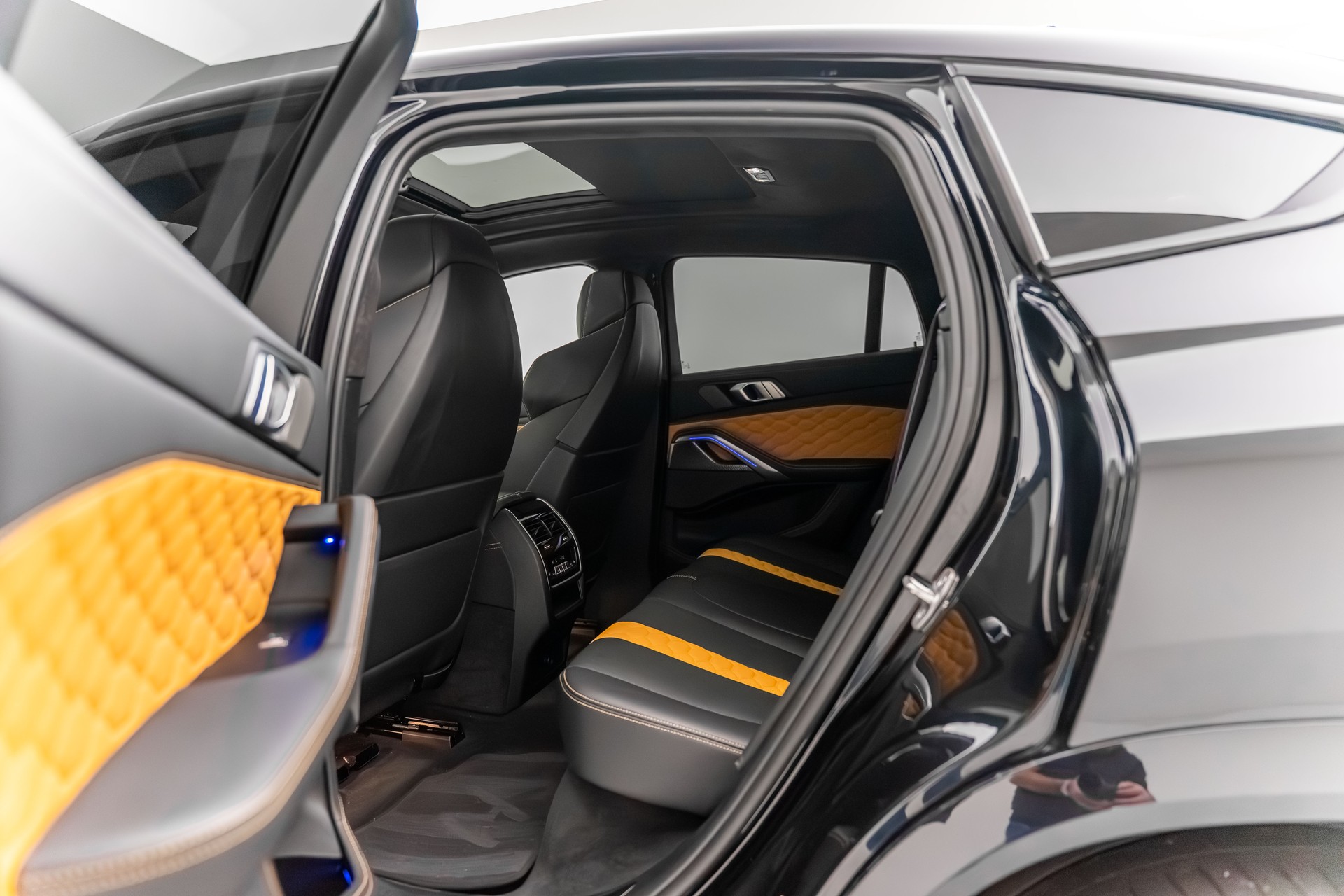 BMW X6M Steptronic M Competition-image-27