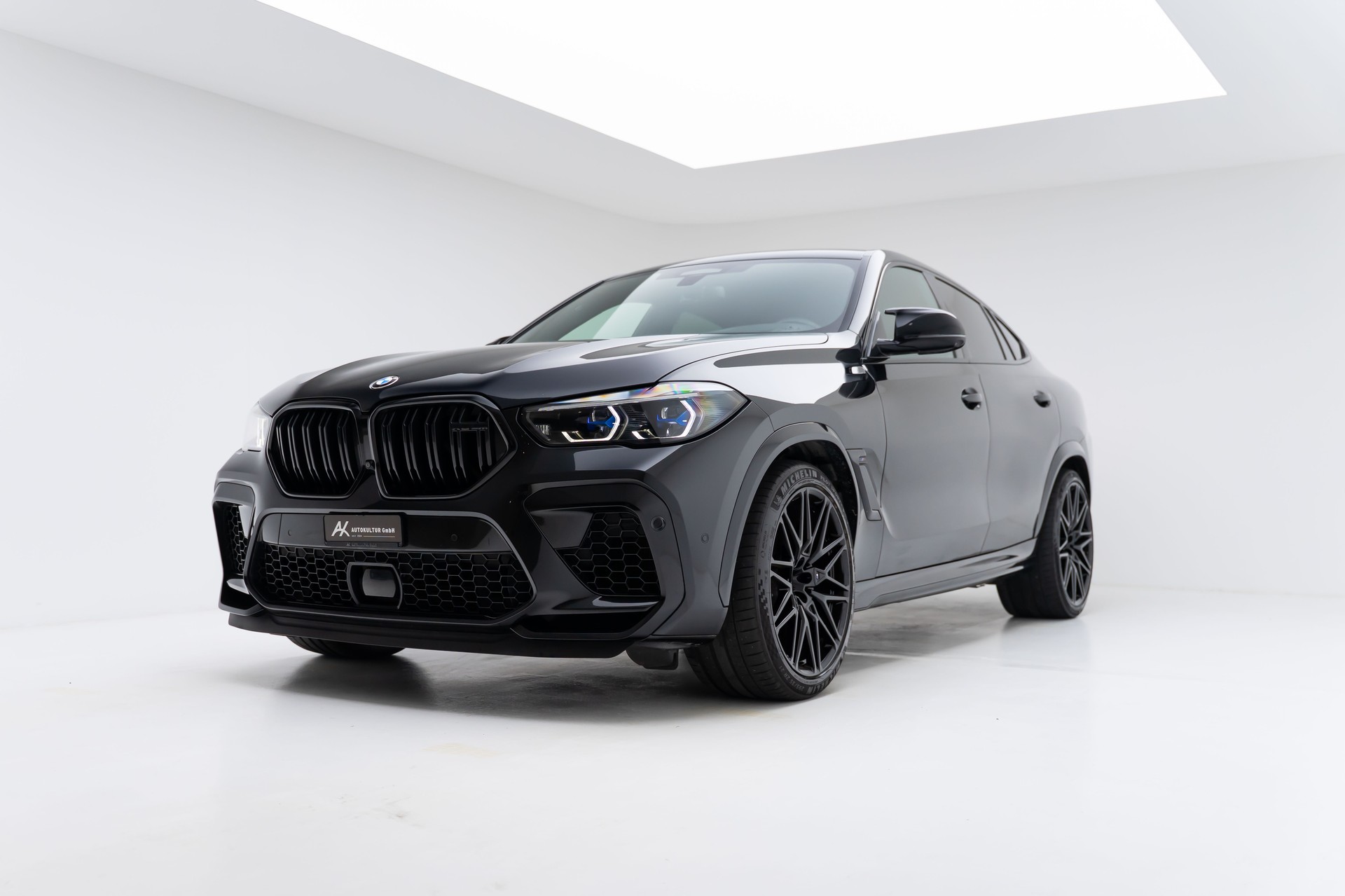 BMW X6M Steptronic M Competition-image-4