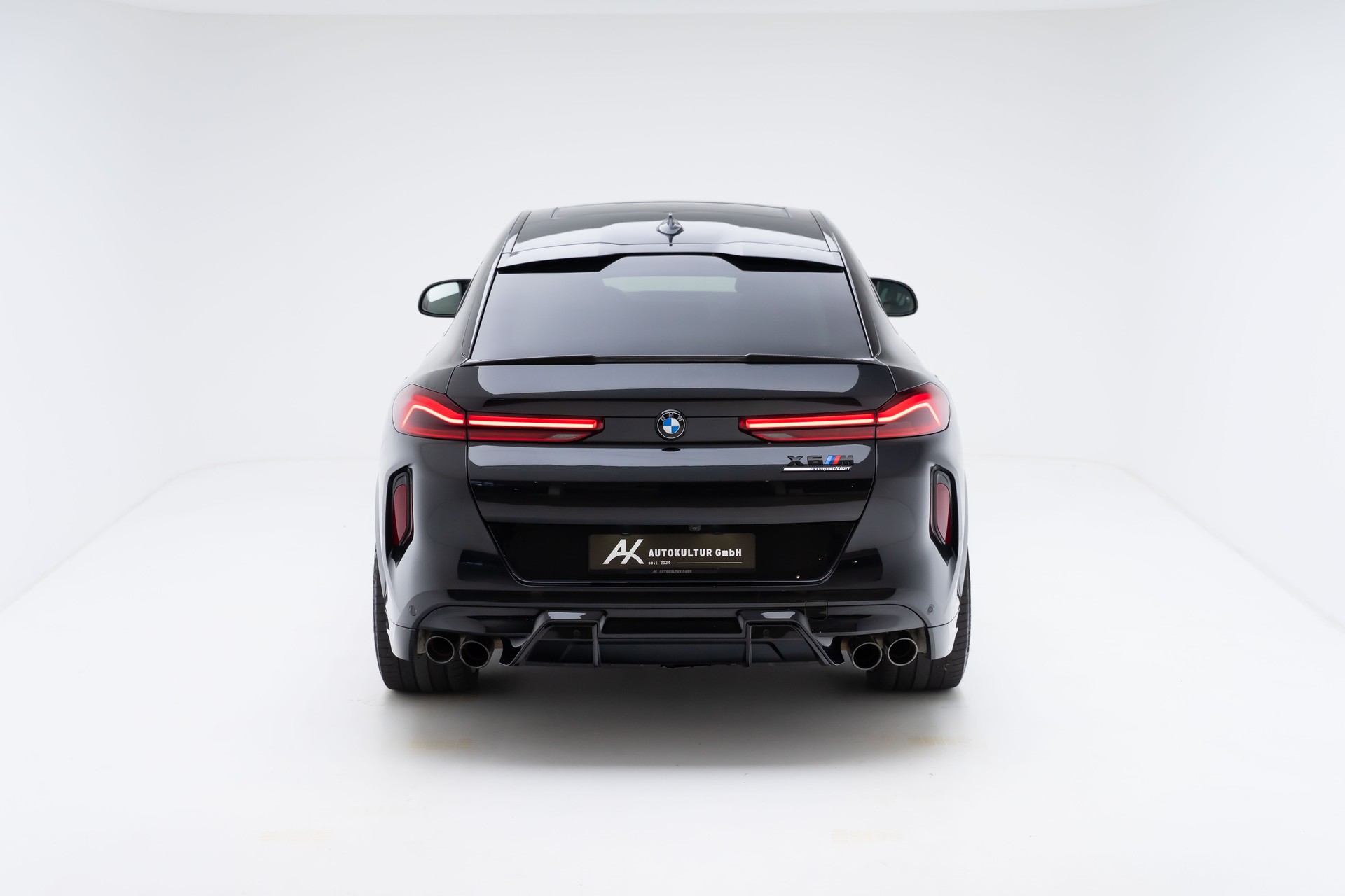 BMW X6M Steptronic M Competition-image-10
