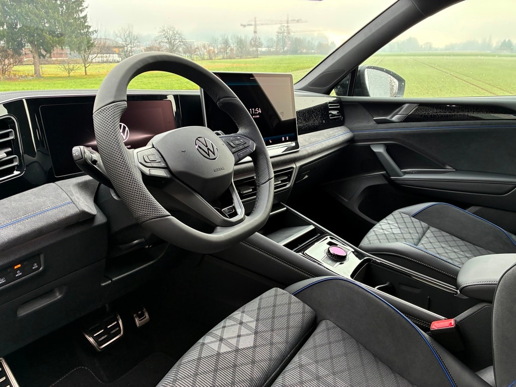 VW Tiguan 2.0 TSI DSG R-Line 4Motion-image-8
