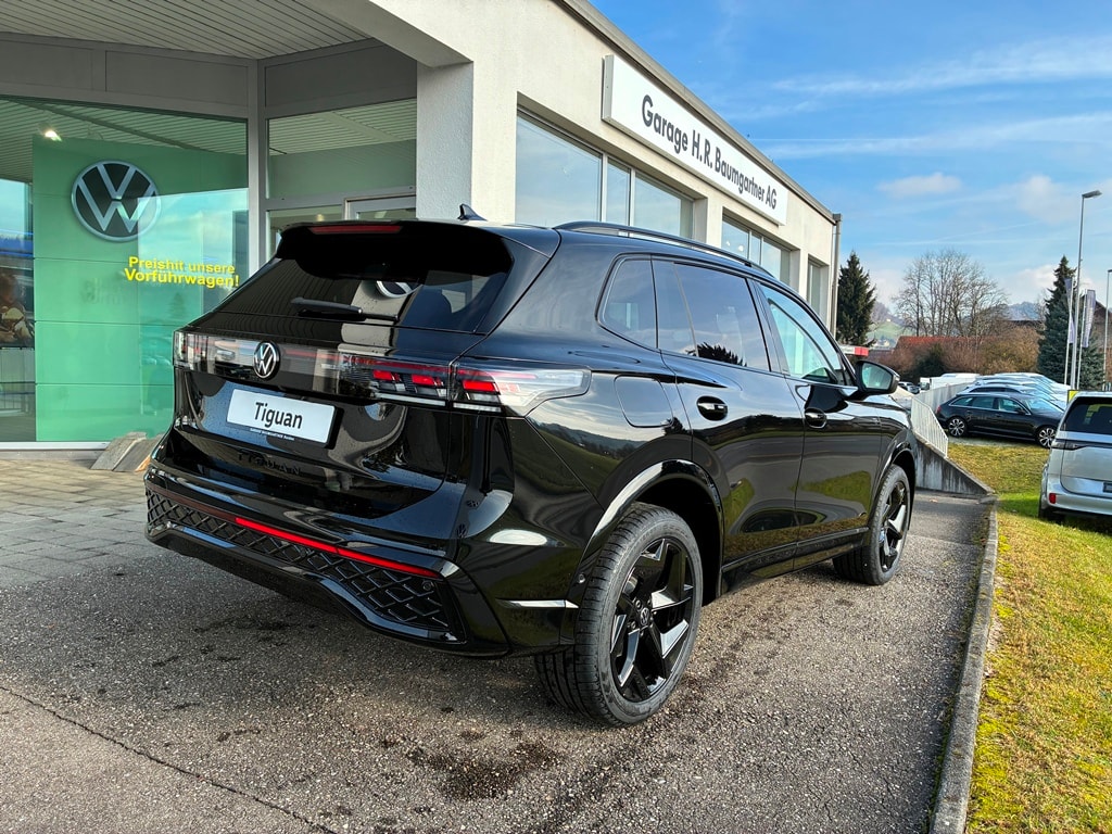 VW Tiguan 2.0 TSI DSG R-Line 4Motion-image-5