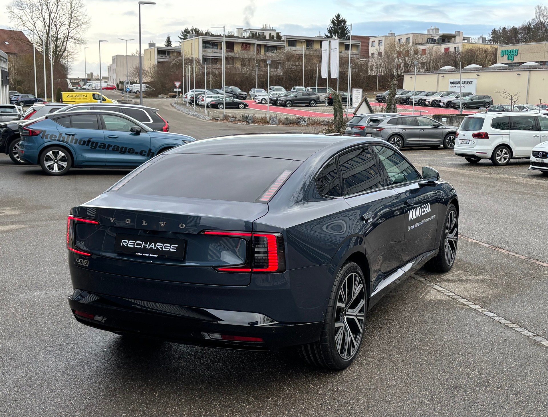VOLVO ES90 Ultra-image-6