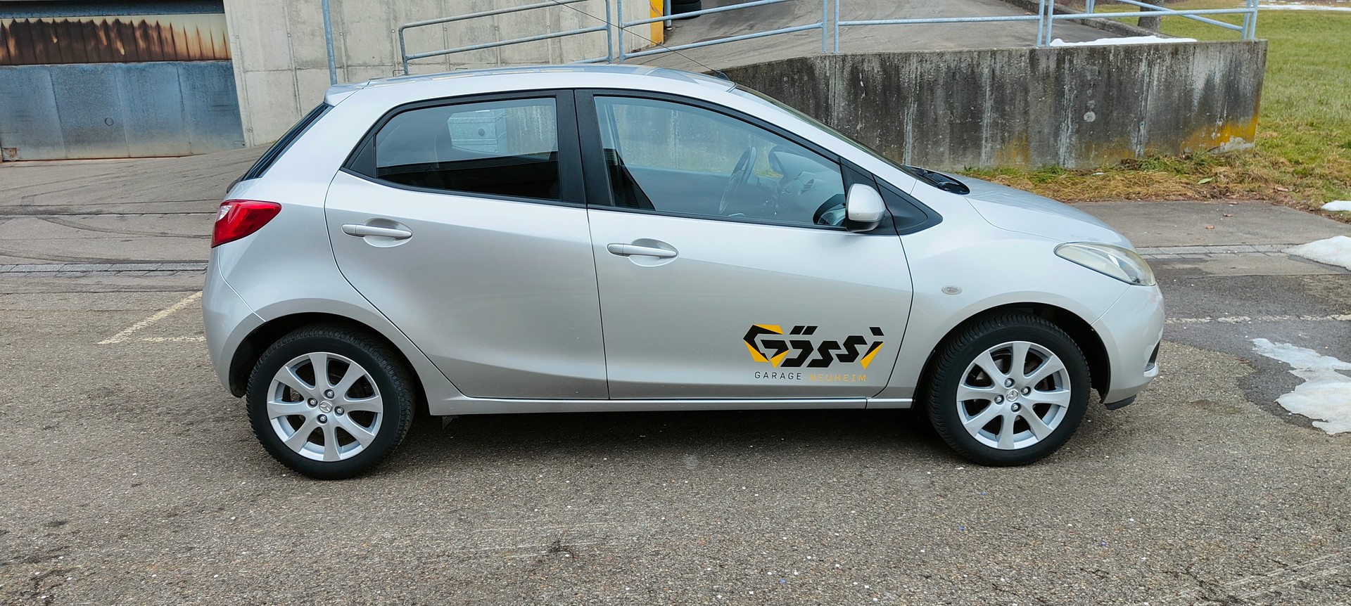 MAZDA 2 1.3i 16V Exclusive-image-3