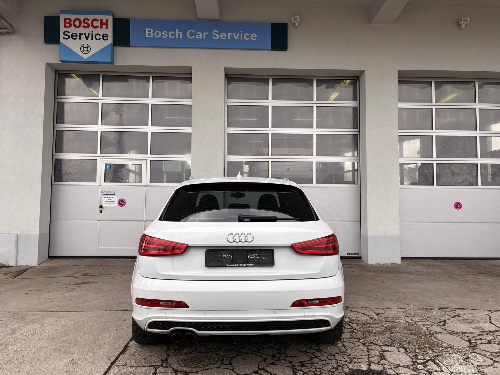 AUDI Q3 2.0 TFSI quattro S-tronic-image-2