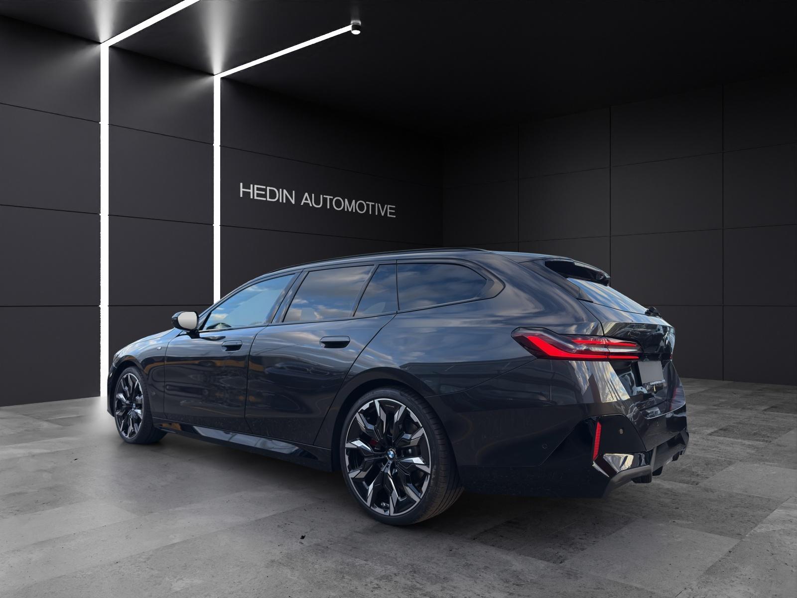 BMW 520d xDrive Touring-image-3
