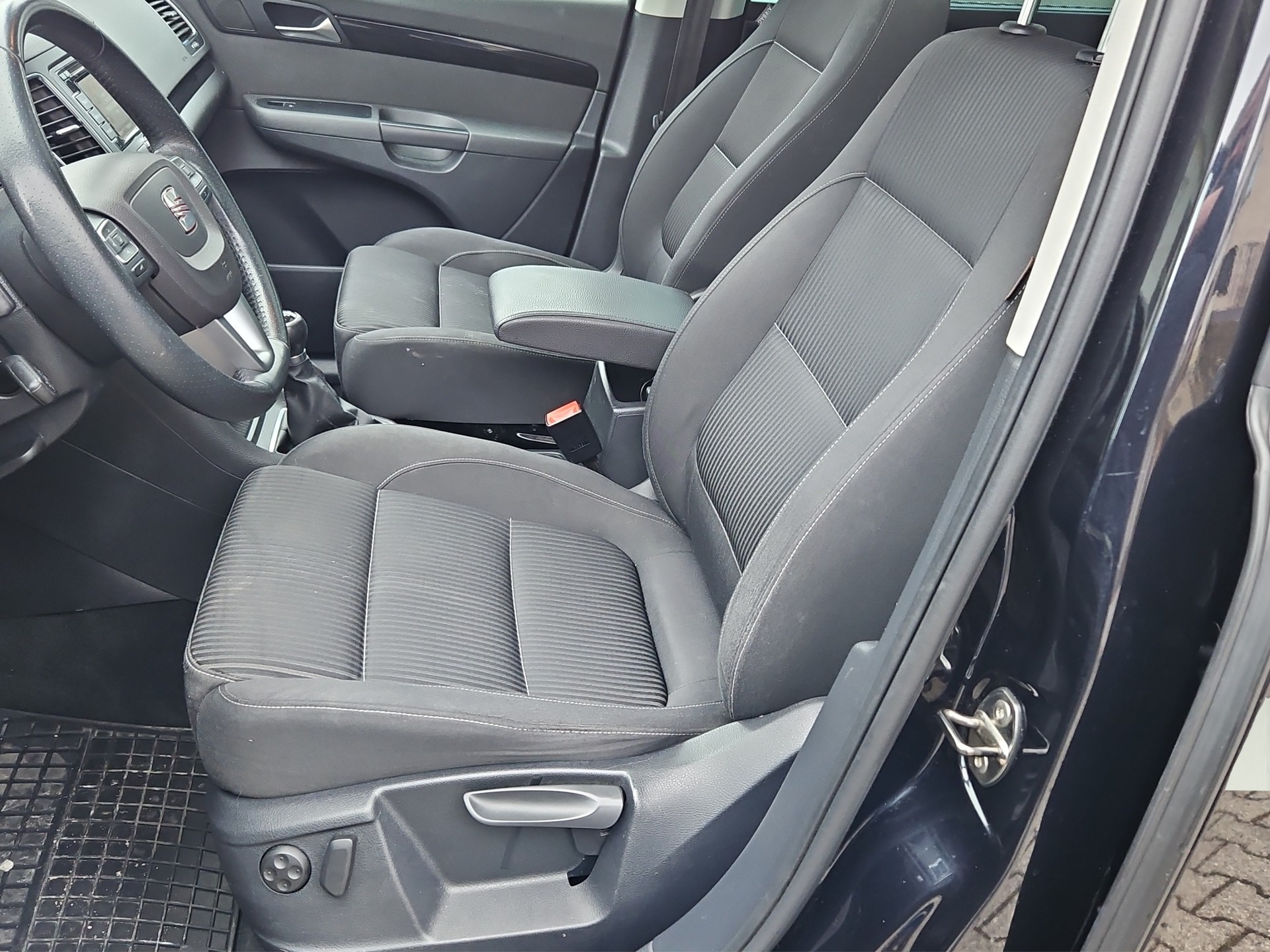 SEAT Alhambra 2.0 TDI Style Eco-image-14