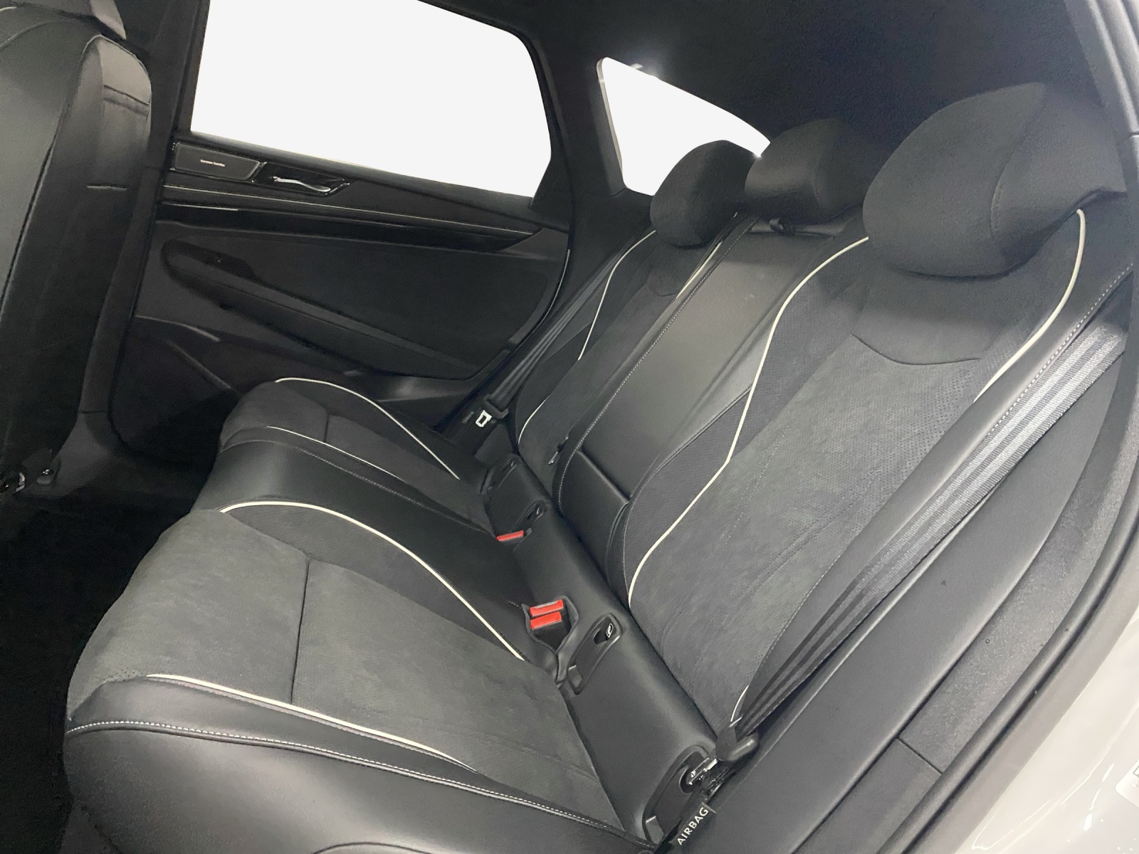 VW ID.7 Tourer Pro S 86 kWh Pro S-image-11