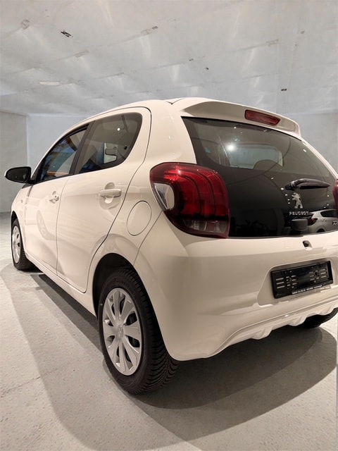 PEUGEOT 108 1.0 VTi Allure-image-3