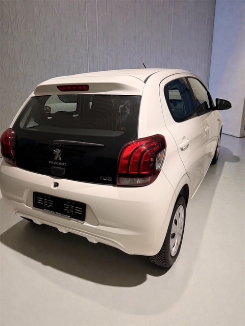 PEUGEOT 108 1.0 VTi Allure-image-2