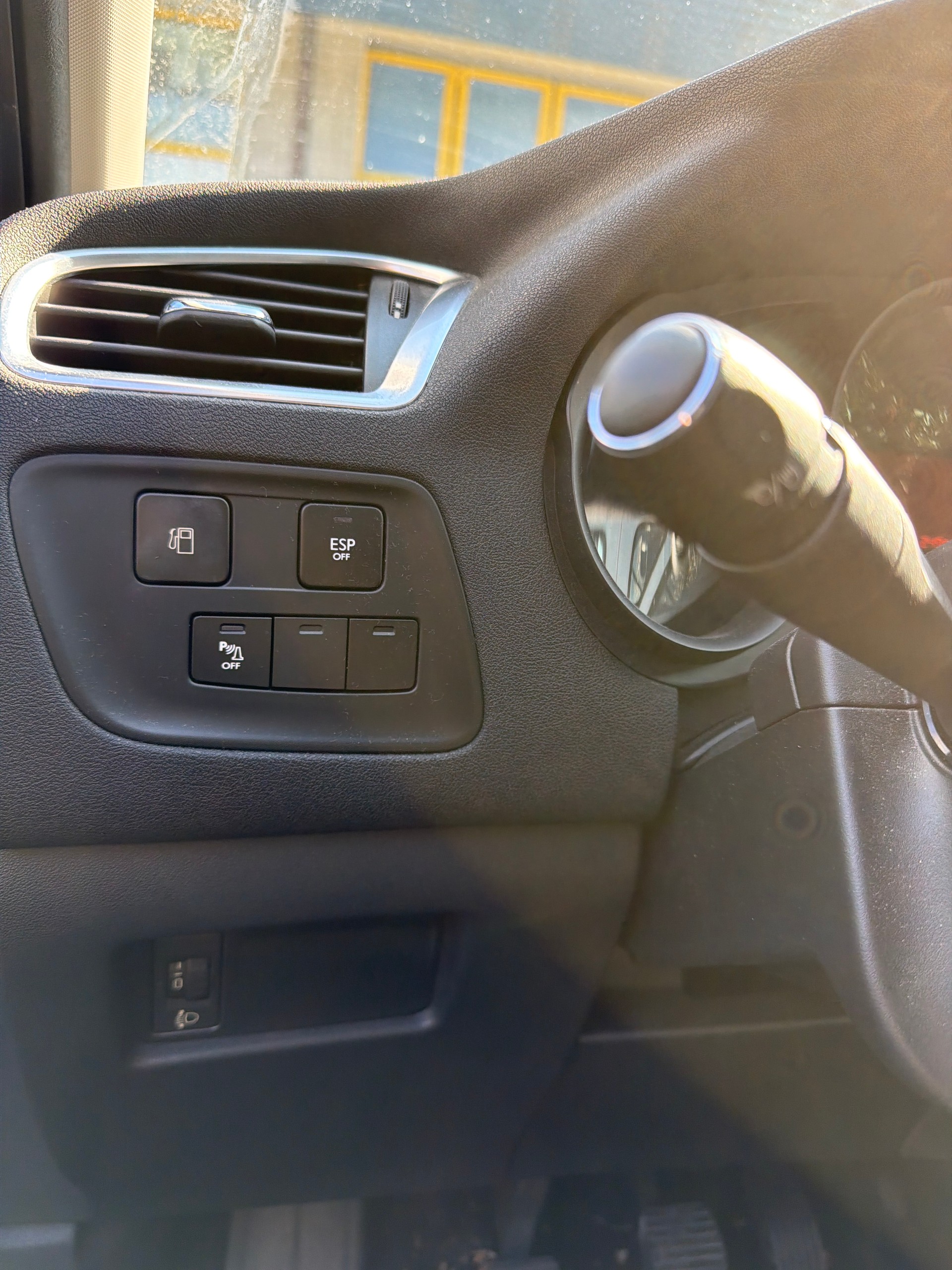 CITROEN C4 Berline 1.6 VTi Séduction-image-8