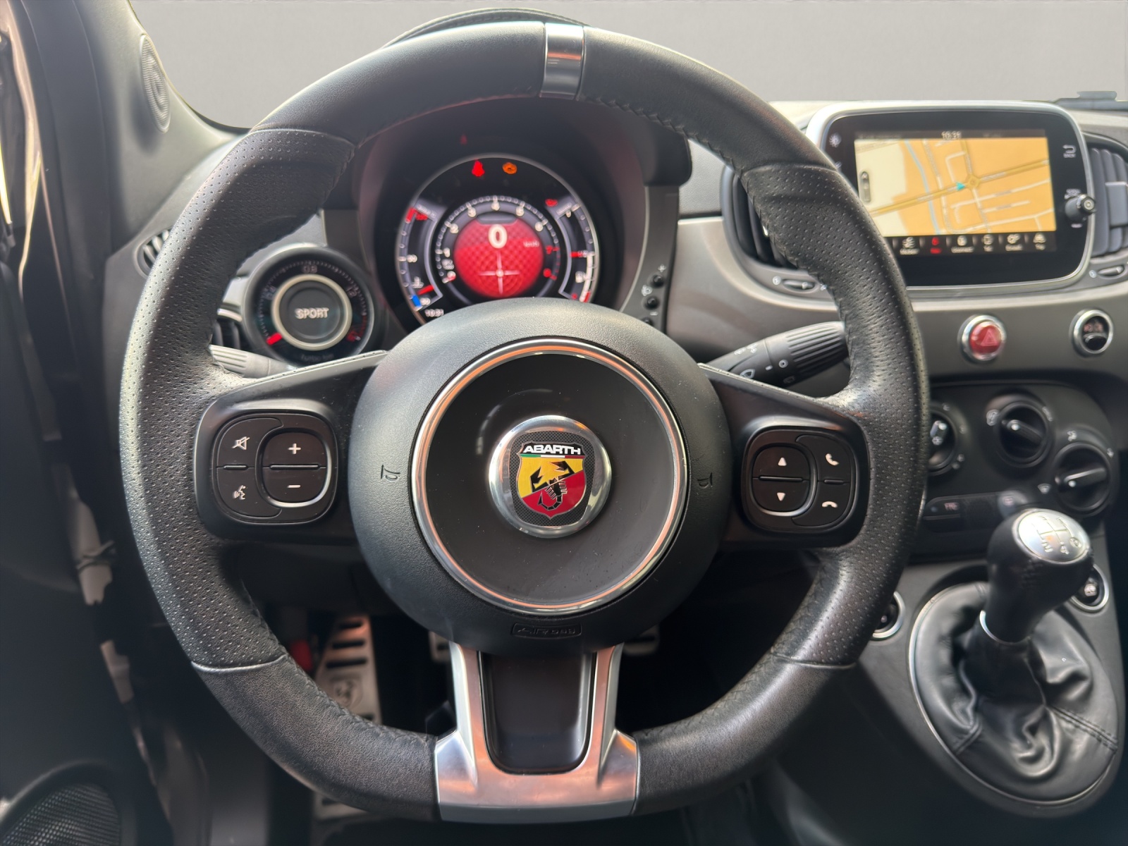 FIAT 595 Abarth 1.4 T-Jet 160 Pista-image-10