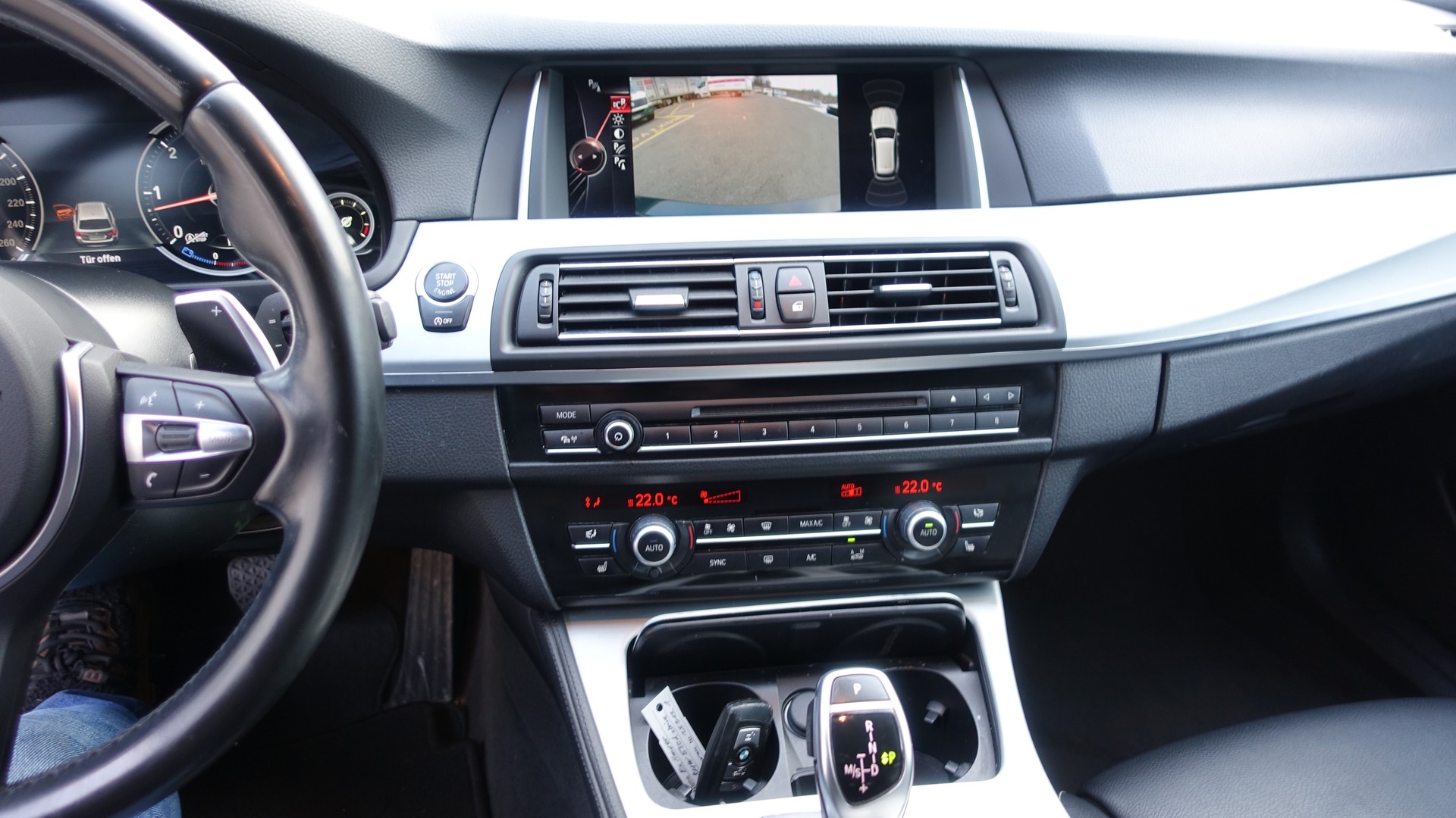 BMW 530d Touring xDrive Luxury Line Steptronic-image-7