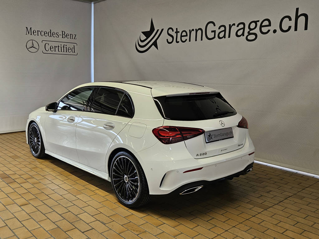 MERCEDES-BENZ A 220 4Matic AMG Line-image-2