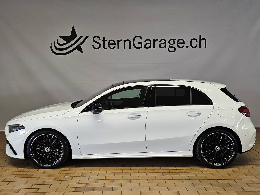MERCEDES-BENZ A 220 4Matic AMG Line-image-1