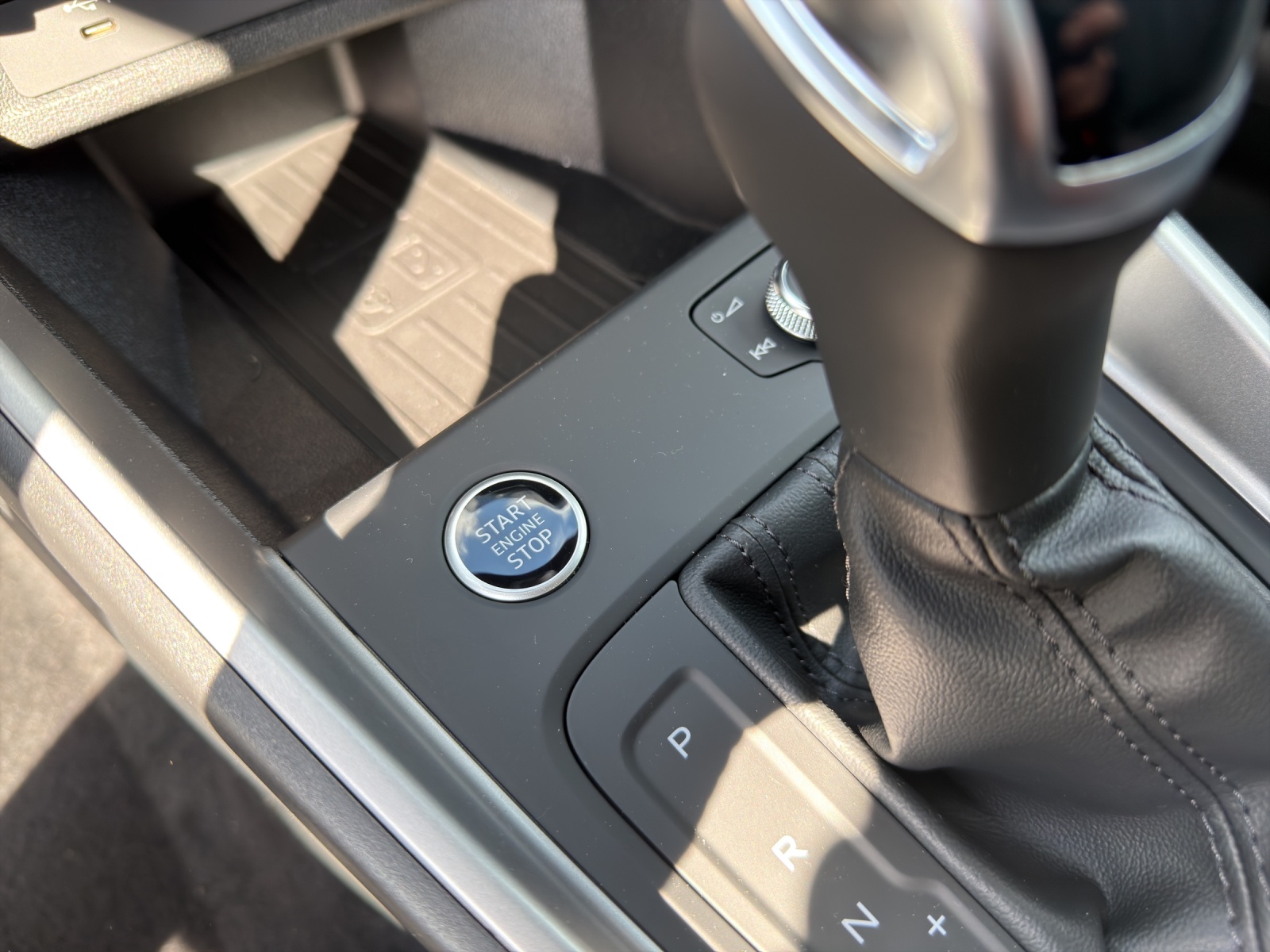 AUDI A1 Sportback 30 TFSI Attraction-image-14