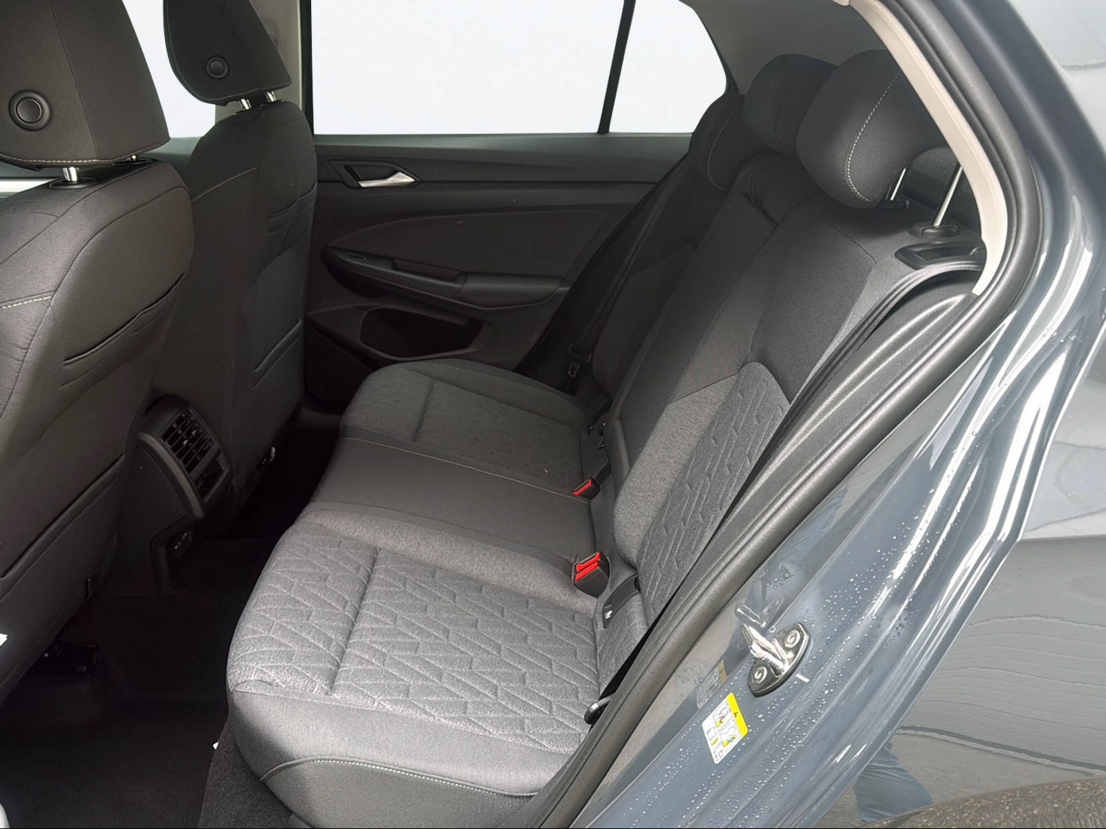 VW Golf 1.5 e TSI mHEV United DSG-image-13