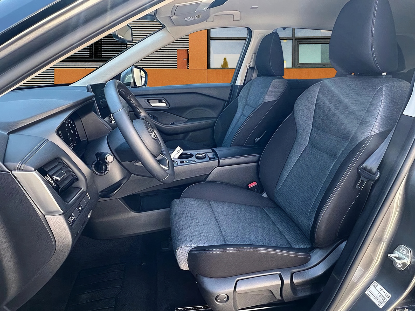 NISSAN X-Trail 1.5 VC-T e-Power 4WD 7 Sitze N-Connecta-image-5