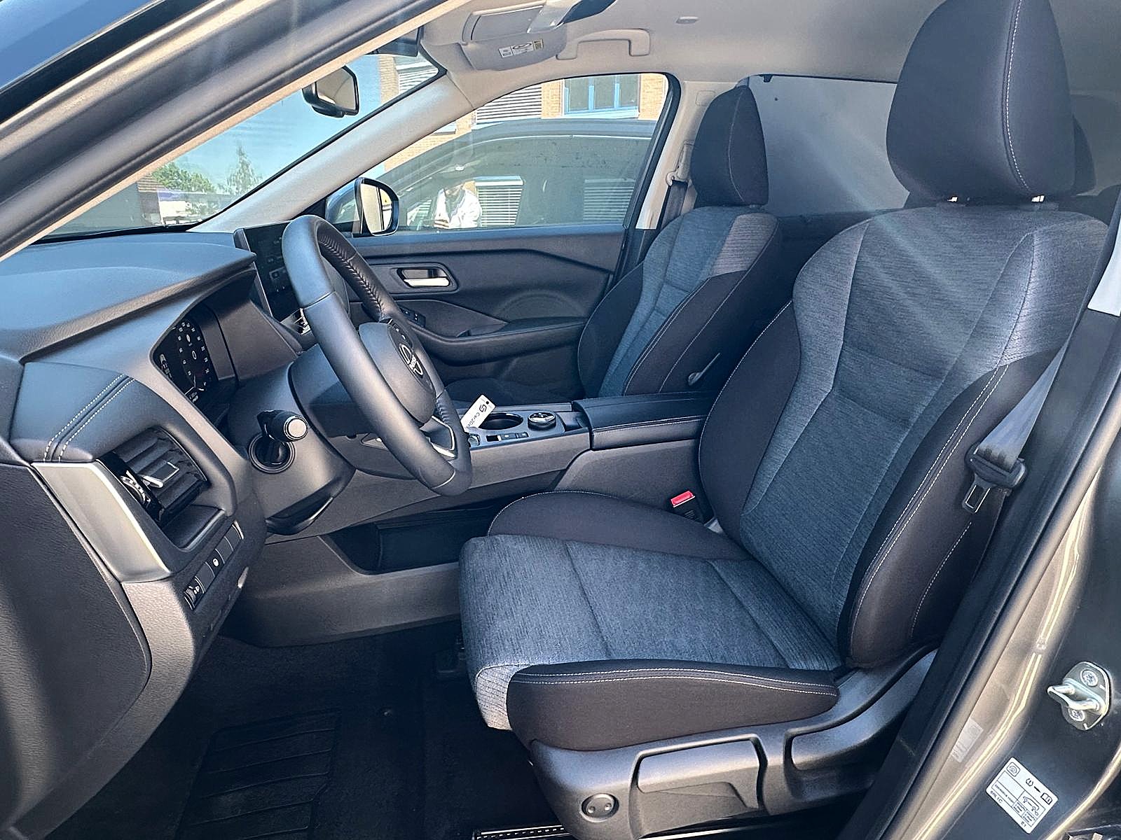 NISSAN X-Trail 1.5 VC-T e-Power 4WD 7 Sitze N-Connecta-image-5