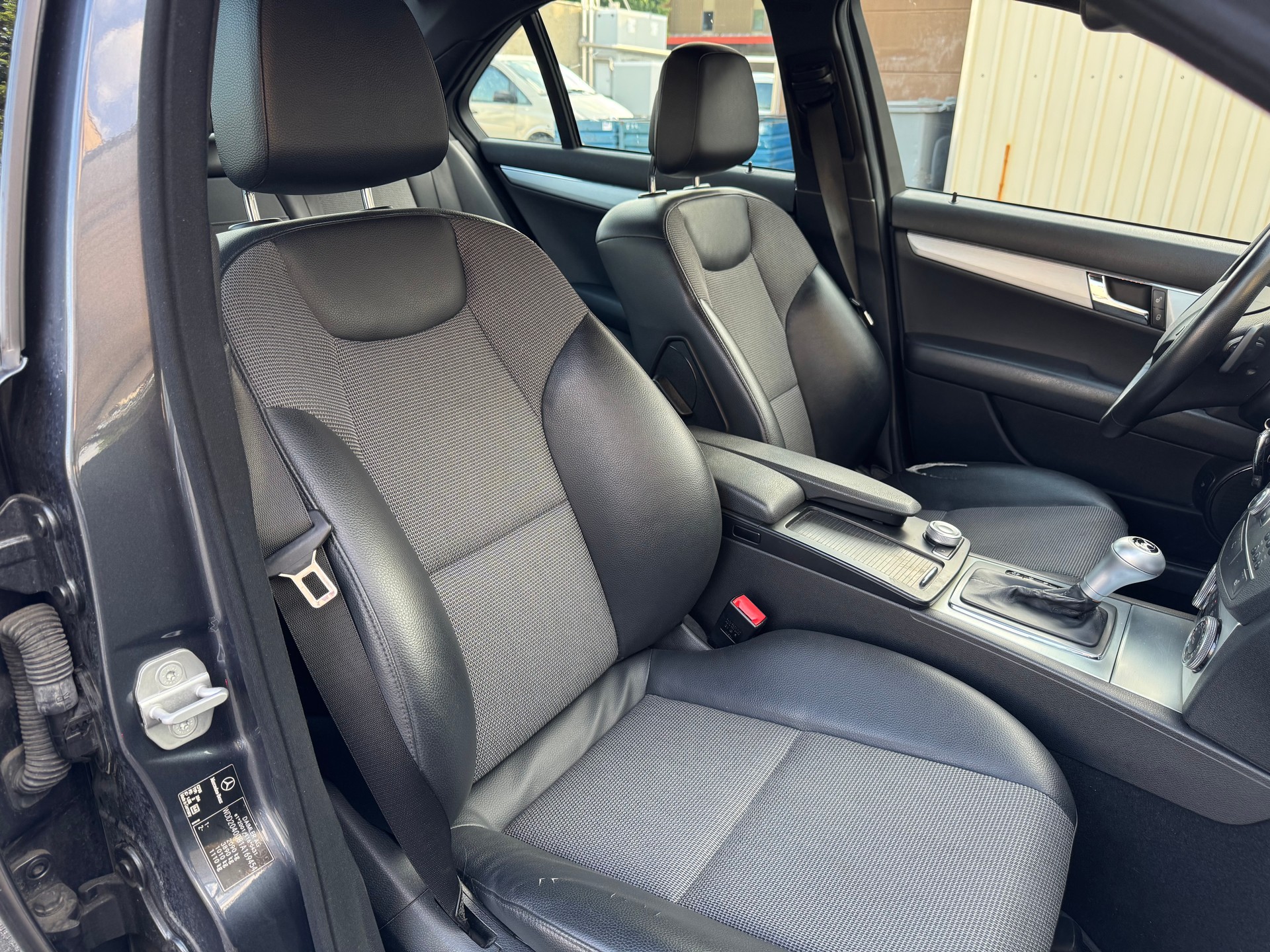 MERCEDES-BENZ C 220 CDI Avantgarde Automatic-image-9