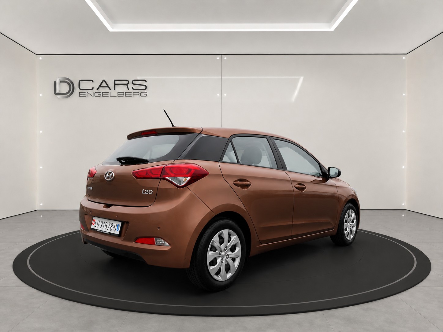 HYUNDAI i20 1.4 Amplia Automatic-image-5