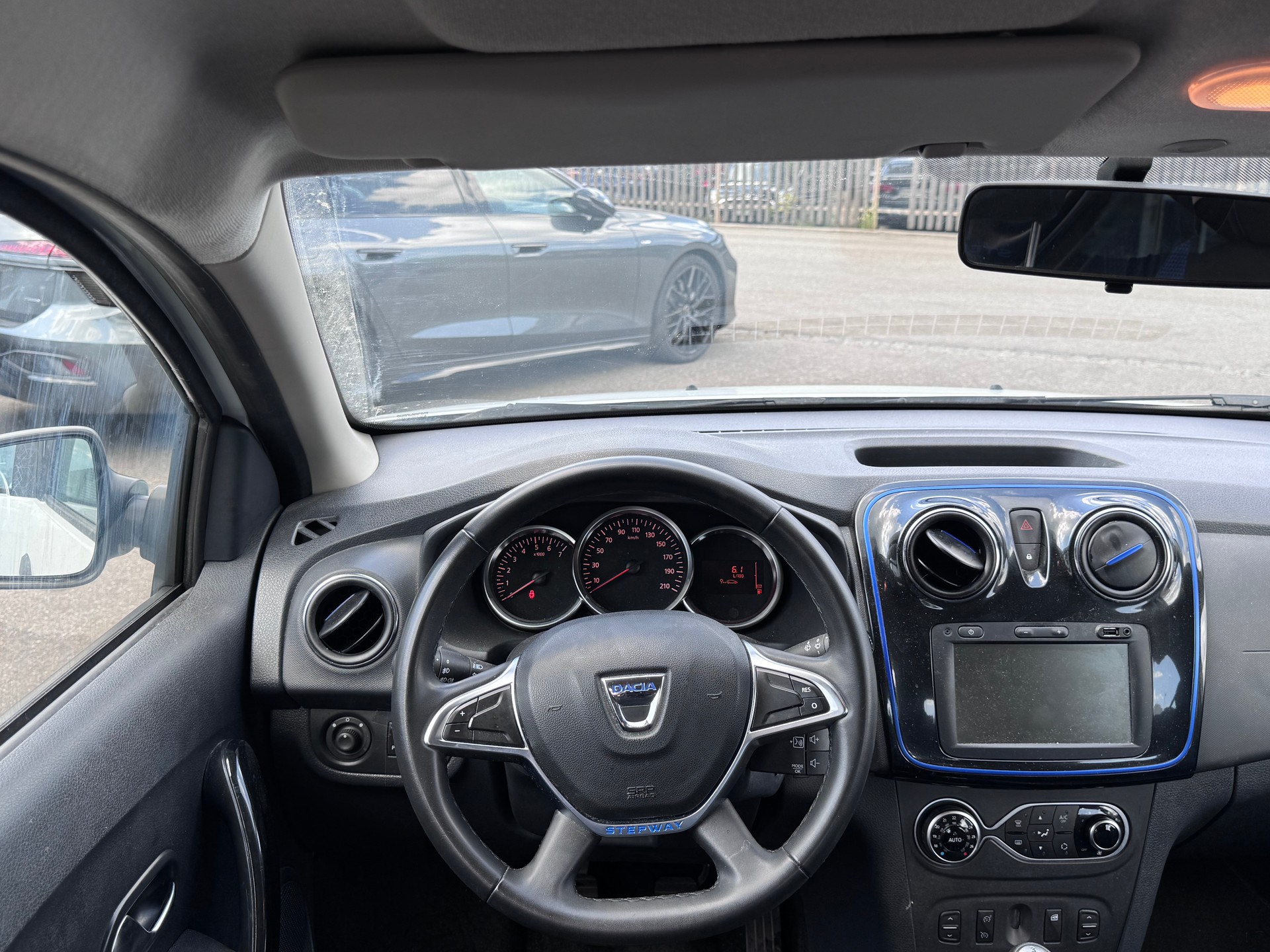 DACIA Sandero Tce 100 Stepway-image-6