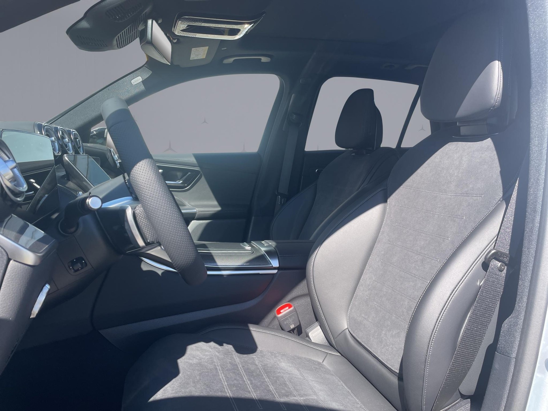 MERCEDES-BENZ GLC 220 d AMG Line 4matic-image-10