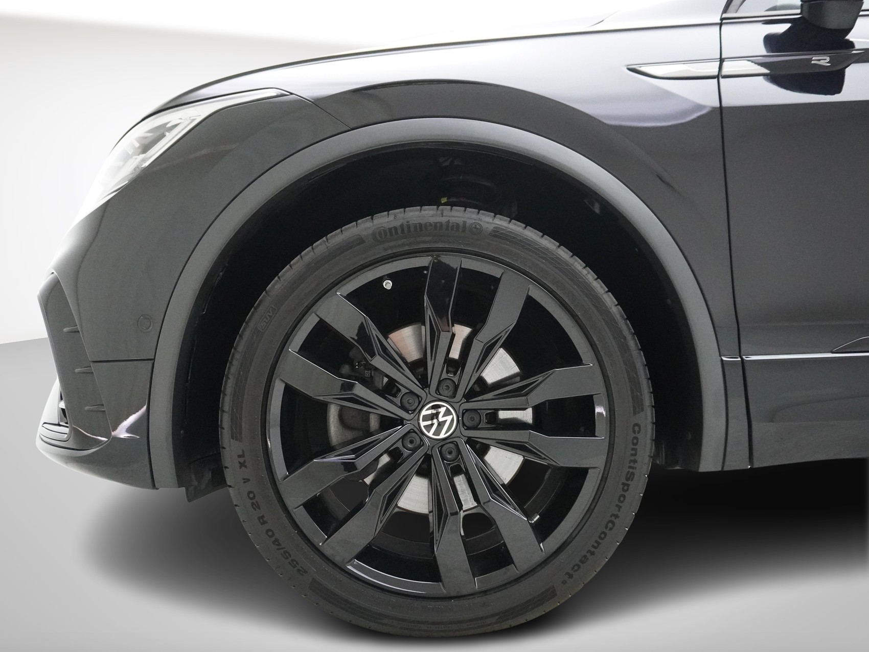 VW Tiguan Allspace 2.0 TSI DSG R-Line Black Style 4Motion **Ledersitze mit Memory**-image-5
