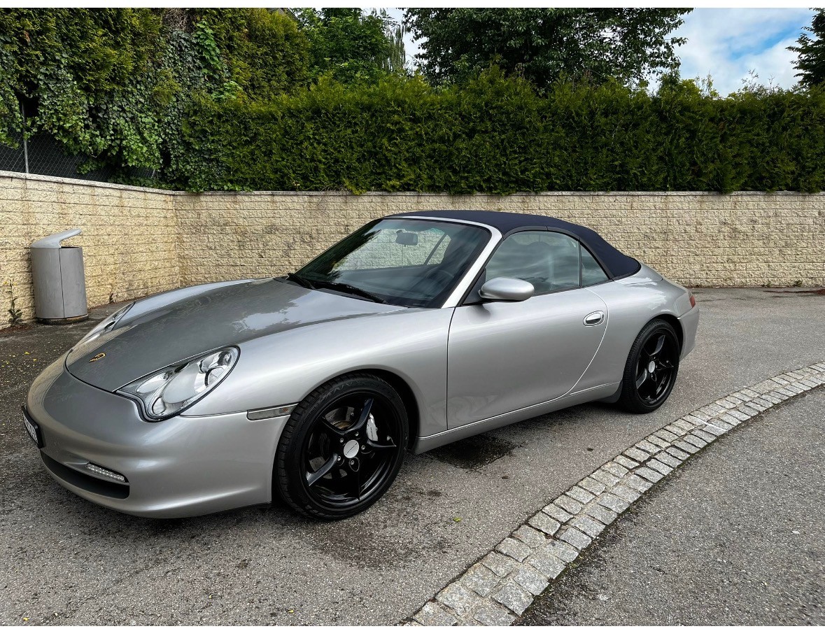 PORSCHE 911 Carrera 4 Cabrio-image-6