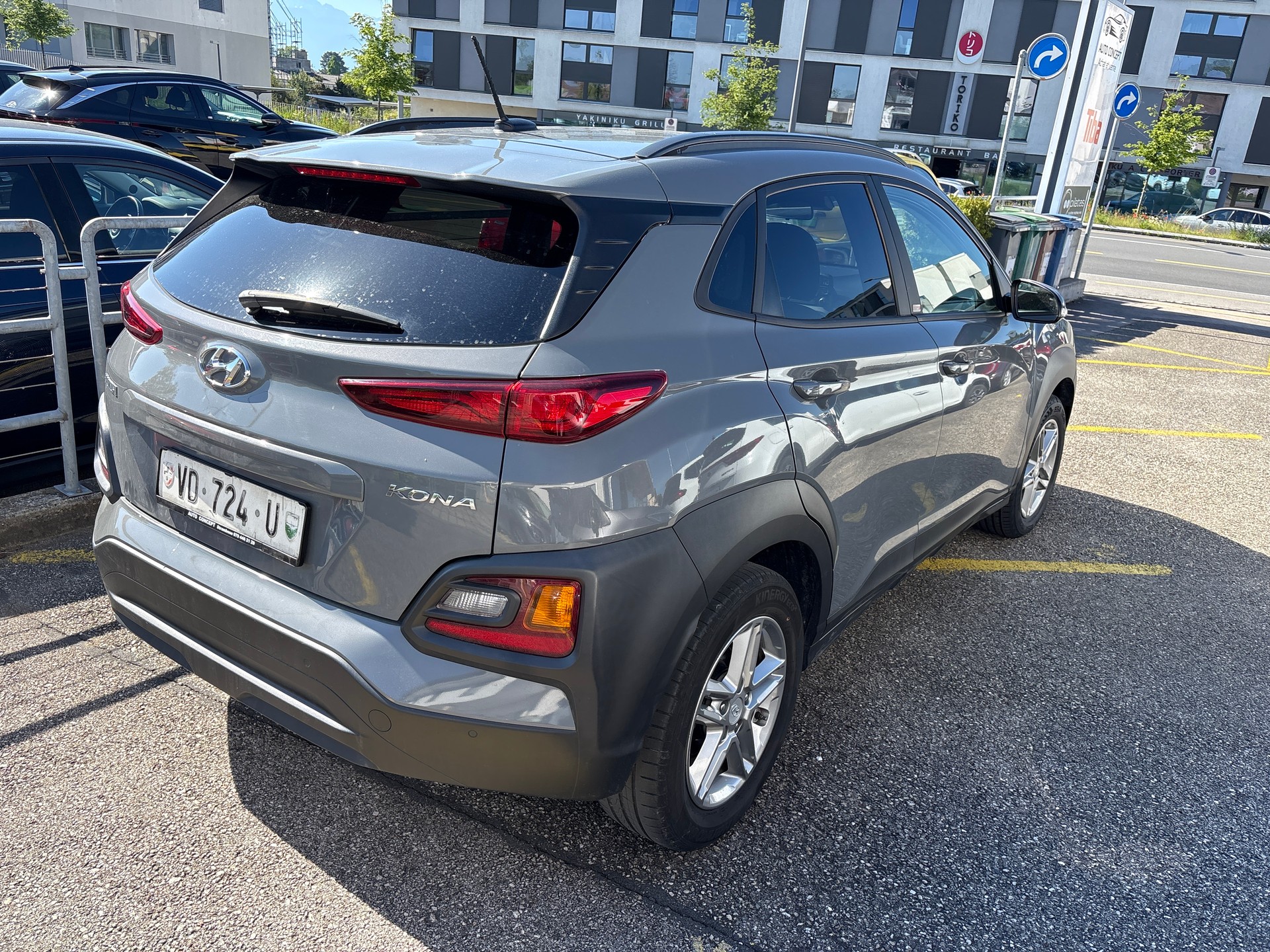 HYUNDAI Kona 1.0 T-GDi Amplia 2WD-image-5