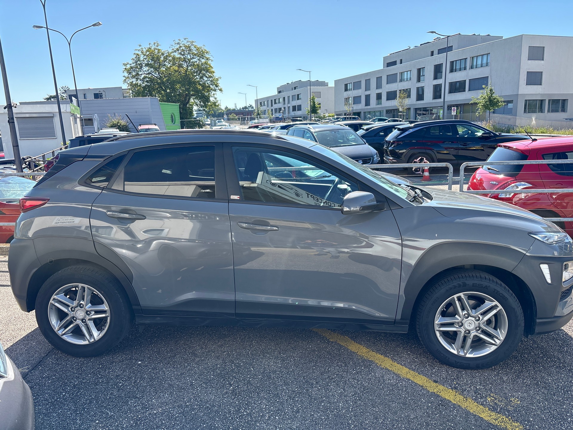 HYUNDAI Kona 1.0 T-GDi Amplia 2WD-image-2