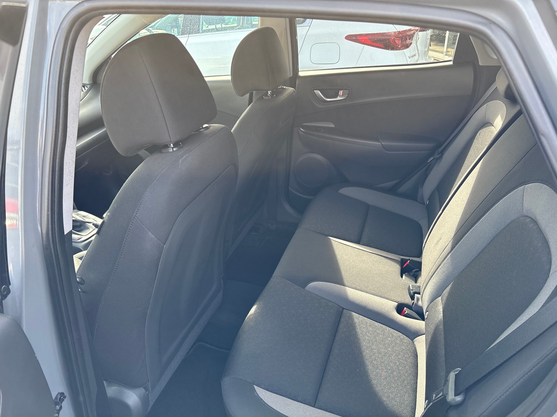 HYUNDAI Kona 1.0 T-GDi Amplia 2WD-image-10