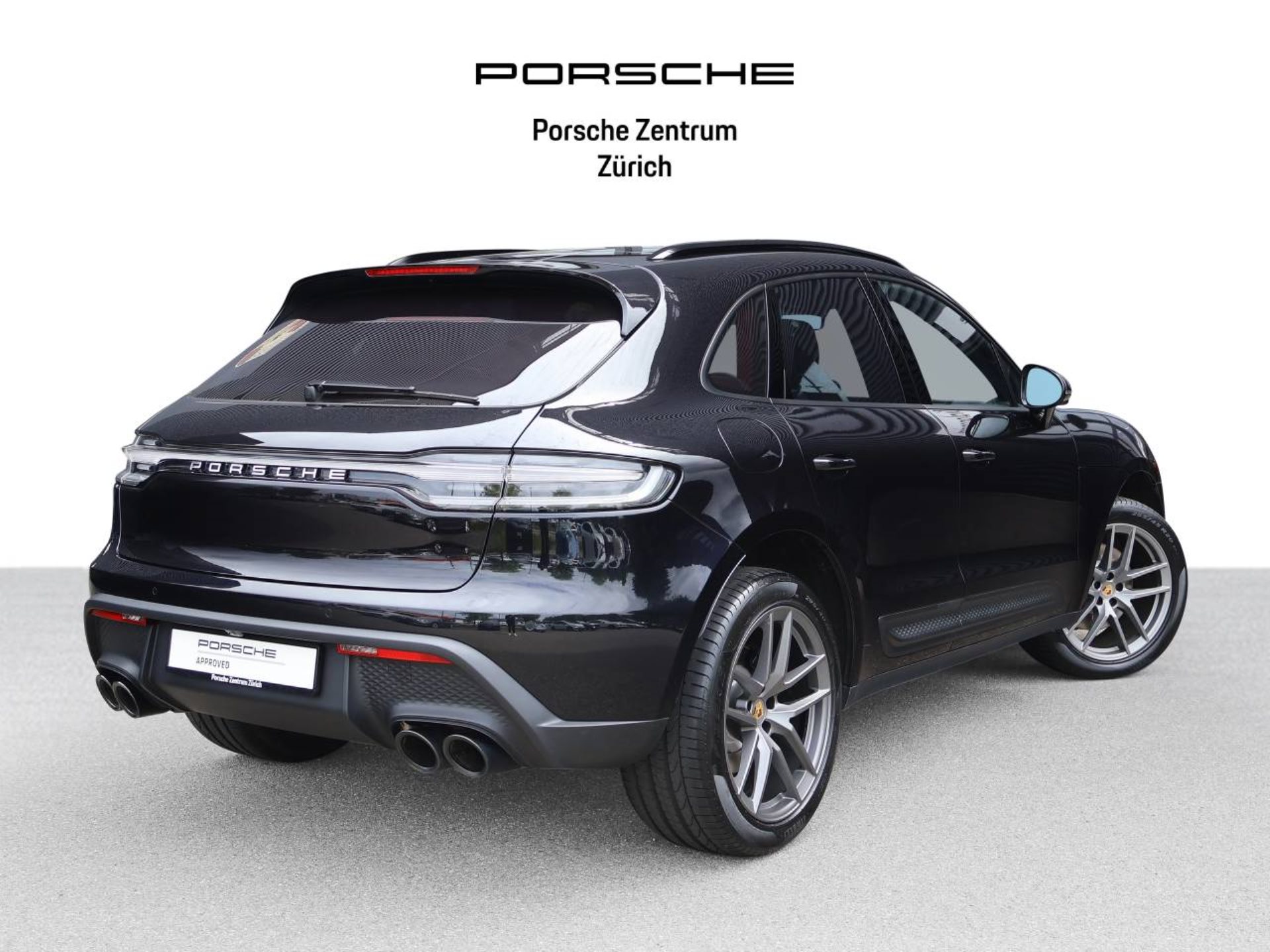 PORSCHE Macan-image-5