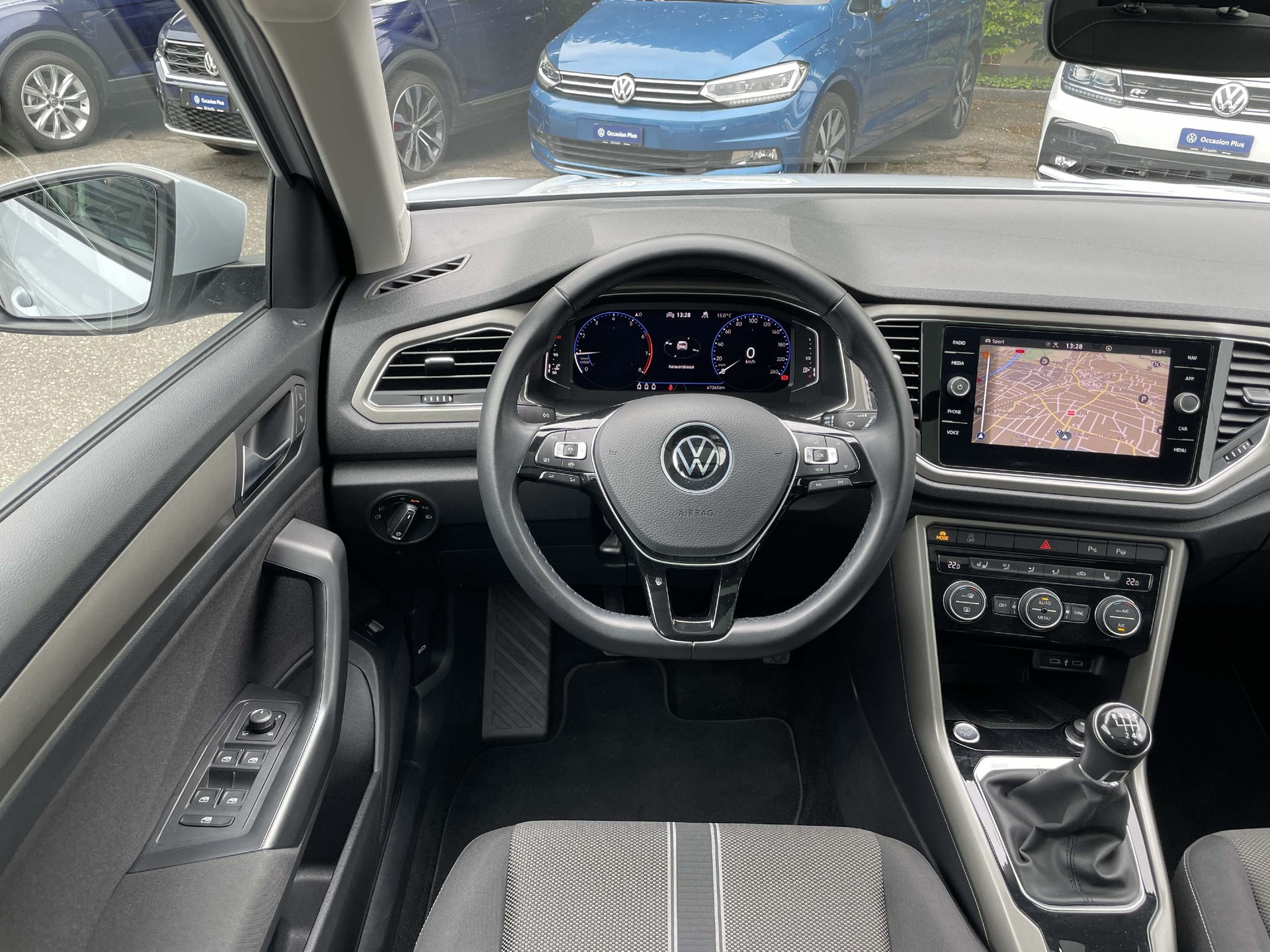 VW T-Roc 1.0 TSI Advance-image-6