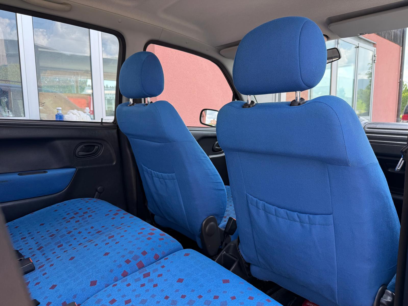OPEL Agila 1.2 16V Color Edition-image-11