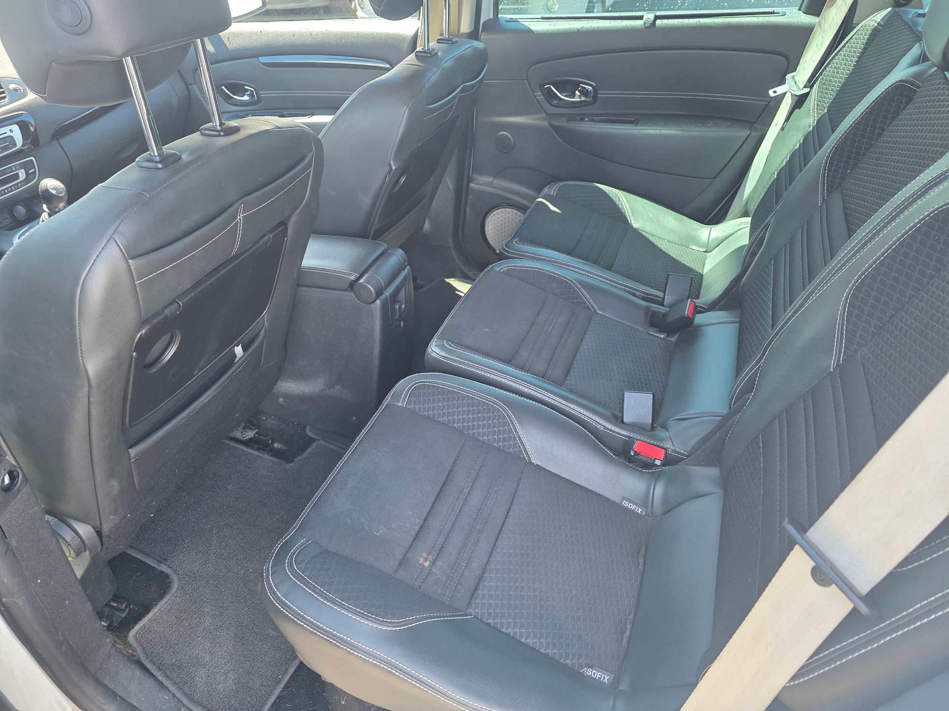 RENAULT Grand Scénic 1.2 16V Turbo Bose-image-6
