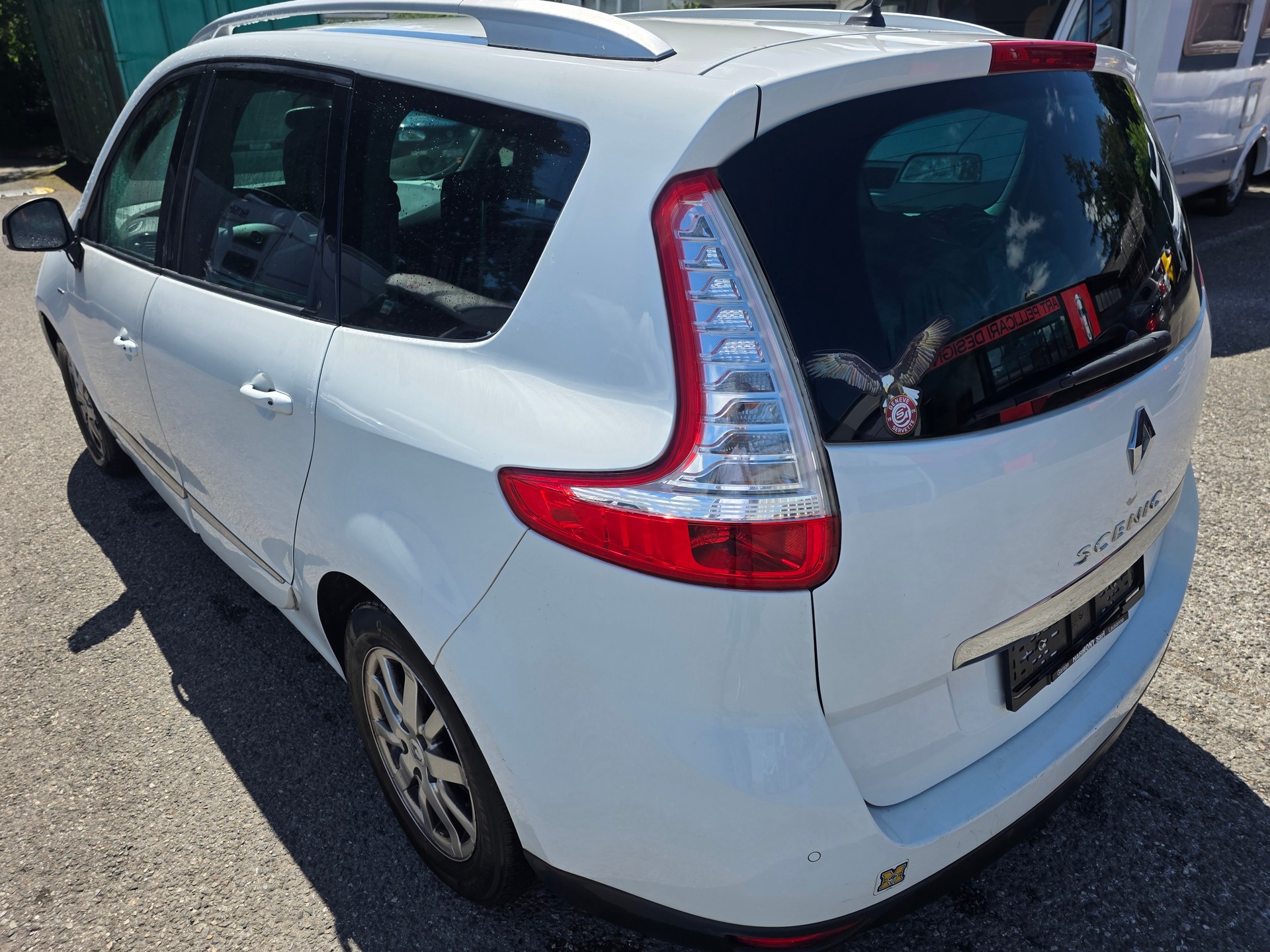 RENAULT Grand Scénic 1.2 16V Turbo Bose-image-5